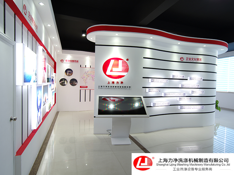 床單折疊機的有何特點，怎樣保養(yǎng)?